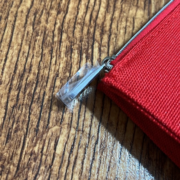 Red Dior Pouch(New) - Picture 5 of 13